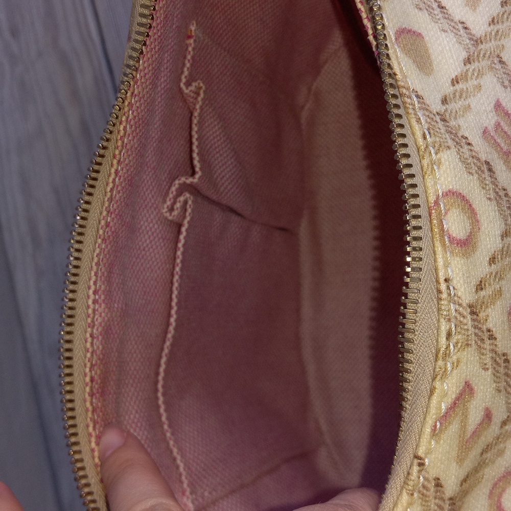 ❌️🚫 SOLD! Dooney & Bourke Vintage Coated Cotton Crossword Bucket Bag & Wallet - Picture 11 of 16